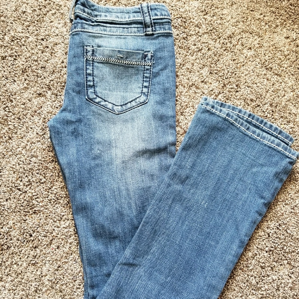 Light wash distressed jeans